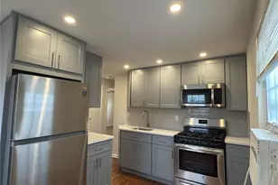 46 Copiague St, Valley Stream, NY 11580 - Photo 5