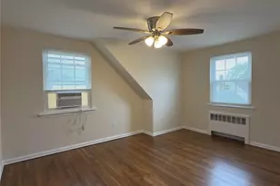 46 Copiague St, Valley Stream, NY 11580 - Photo 3