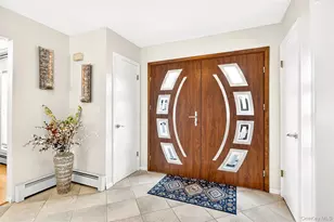 8 Lynch Ct, Garnerville, NY 10923 - Photo 7