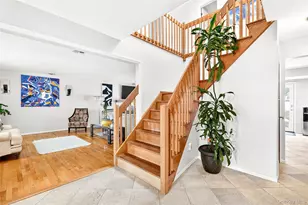 8 Lynch Ct, Garnerville, NY 10923 - Photo 9