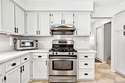 8 Lynch Court, Garnerville, NY 10923 - Photo 19