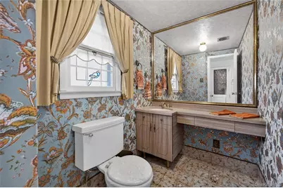 100 Birch Hill Drive, Albertson, NY 11576 - Photo 7