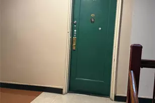 33-25 81th St, Elmhurst, NY 11372 - Photo 3