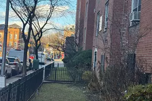 33-25 81th St, Elmhurst, NY 11372 - Photo 7