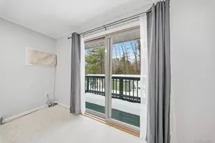 17 Elizabeth Way, Kiamesha Lake, NY 12751 - Photo 13