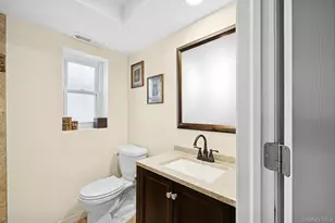 22 Niagara Ln, Commack, NY 11725 - Photo 11