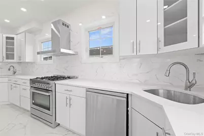 383 Franklin Avenue, Hewlett, NY 11557 - Photo 13