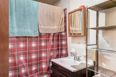 18018 Hillside Avenue, Jamaica, NY 11432 - Photo 17