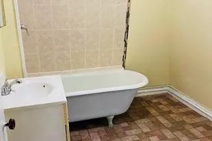 139 Montgomery St, Poughkeepsie, NY 12601 - Photo 5