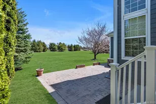 390 Stonecrop Rd, Aquebogue, NY 11931 - Photo 21