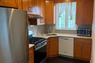 61-11 Alderton St, Rego Park, NY 11374 - Photo 7