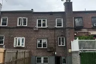 61-11 Alderton St, Rego Park, NY 11374 - Photo 15