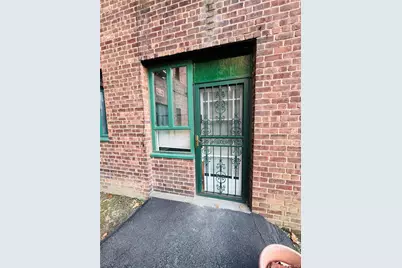 2200 E Tremont Avenue #TH, Bronx, NY 10462 - Photo 11