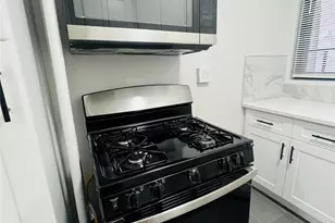 2200 E Tremont Ave, Bronx, NY 10462 - Photo 3