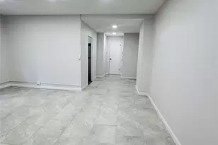 2200 E Tremont Ave, Bronx, NY 10462 - Photo 7