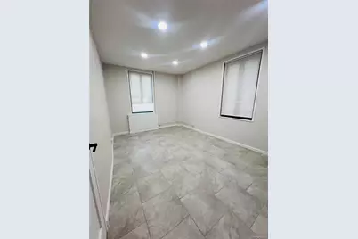 2200 E Tremont Avenue #TH, Bronx, NY 10462 - Photo 5