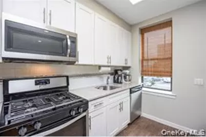 25 W Broadway #204, Long Beach, NY 11561 - Photo 3