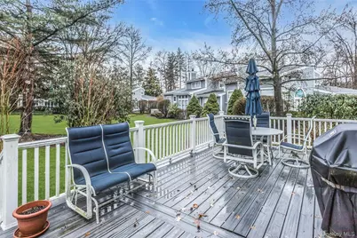 52 Hyde Court, Manhasset, NY 11030 - Photo 29