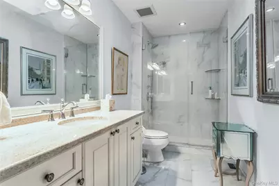 52 Hyde Court, Manhasset, NY 11030 - Photo 27