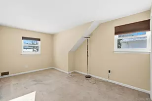 46 Falcon Dr, Hauppauge, NY 11788 - Photo 23