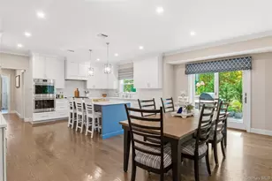 2 Ashley Ct, Northport, NY 11768 - Photo 37