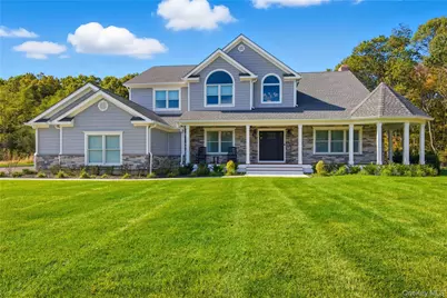 2 Ashley Court, Northport, NY 11768 - Photo 3