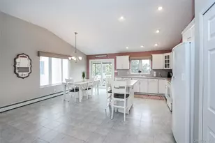 1817 Gardenia Ave, Merrick, NY 11566 - Photo 23