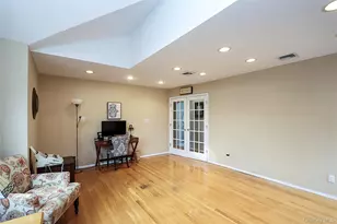 1817 Gardenia Ave, Merrick, NY 11566 - Photo 31