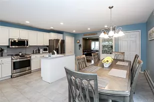 1817 Gardenia Ave, Merrick, NY 11566 - Photo 11