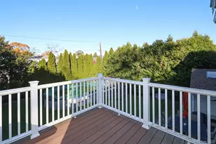 1817 Gardenia Ave, Merrick, NY 11566 - Photo 39