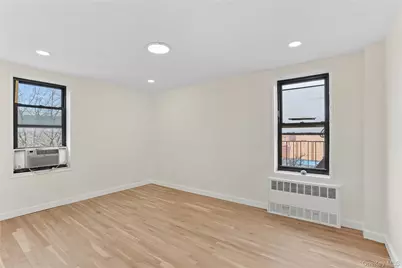 33-04 Junction Blvd #4p, Jackson Heights, NY 11372 - Photo 7