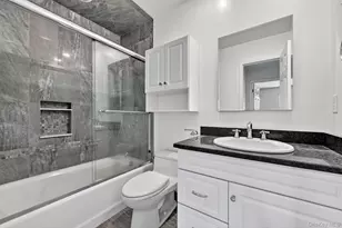 410 Pawnee Ct, Suffern, NY 10901 - Photo 17