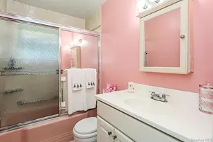 12 E Millpage Dr, Bethpage, NY 11714 - Photo 5