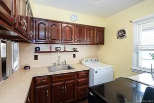 12 E Millpage Dr, Bethpage, NY 11714 - Photo 3