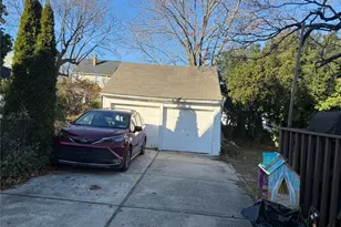 15 William St, Williston Park, NY 11596 - Photo 15