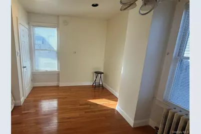 15 William Street, Williston Park, NY 11596 - Photo 3