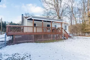 8 4th St, Godeffroy, NY 12729 - Photo 7