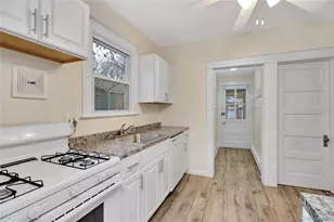 35 Andrew Ave, Islip Terrace, NY 11752 - Photo 17