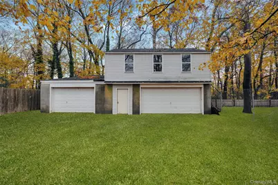 35 Andrew Avenue, Islip Terrace, NY 11752 - Photo 5