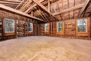 35 Andrew Ave, Islip Terrace, NY 11752 - Photo 25