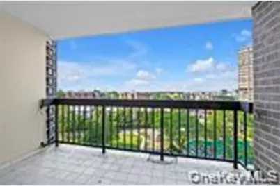 1 Bay Club Drive #8J, Bayside, NY 11360 - Photo 5