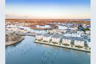 2812 Ocean Avenue, Seaford, NY 11783 - Photo 33