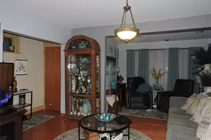 107-17 Fern Pl, Jamaica, NY 11433 - Photo 3