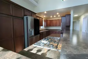 316 Union Ave, Mamaroneck, NY 10543 - Photo 9