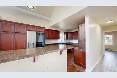 316 Union Avenue, Mamaroneck, NY 10543 - Photo 7