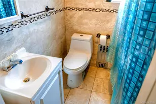 38 Lehrer Ave, Elmont, NY 11003 - Photo 9