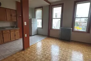 63-53 60th Pl, Ridgewood, NY 11385 - Photo 5