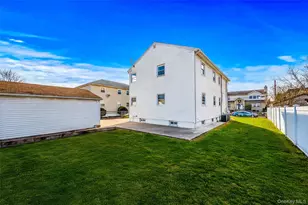 50 Mahland Pl, Oceanside, NY 11572 - Photo 17