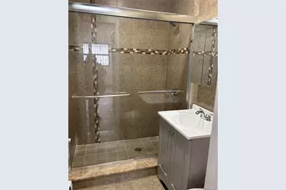 7719 Parsons Boulevard, Fresh Meadows, NY 11366 - Photo 9