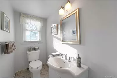 8 Jennifer Drive, New City, NY 10956 - Photo 9